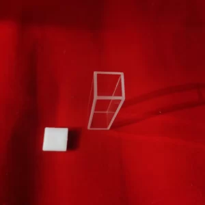 standard fluorescence cuvette with lid