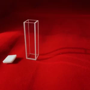 Quartz standard fluorescence cuvette with lid